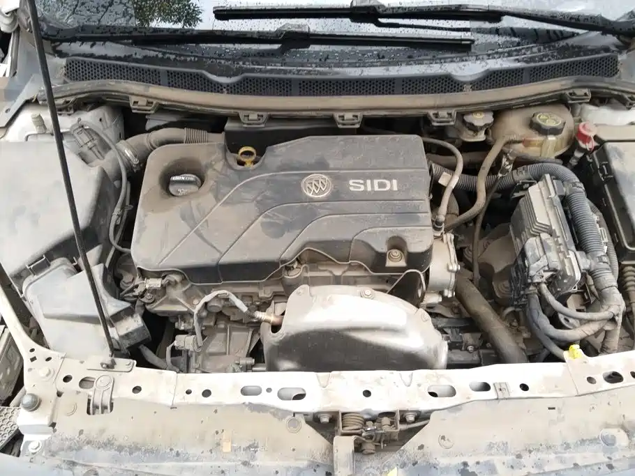 Buick Verano — миниатюра 10