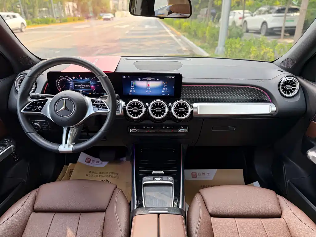 Mercedes-Benz GLB — миниатюра 6