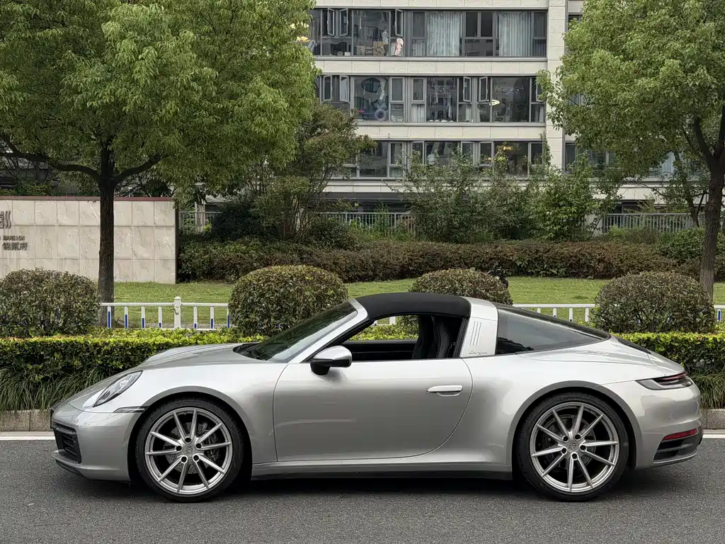 Porsche 911 — миниатюра 3