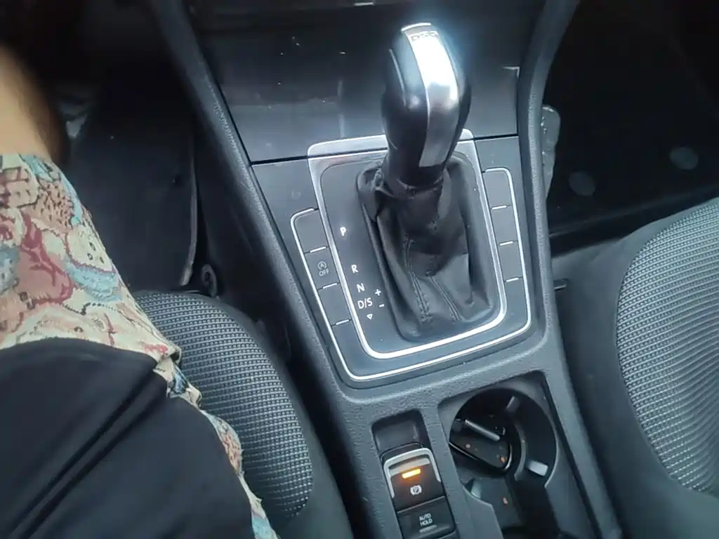 Volkswagen Golf — миниатюра 19