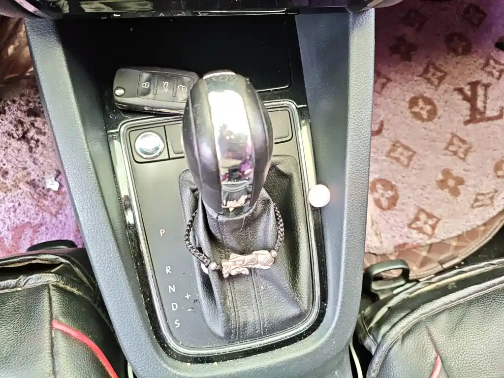 Volkswagen Sagitar — миниатюра 10