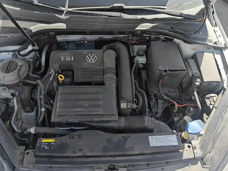Volkswagen Golf — миниатюра 10