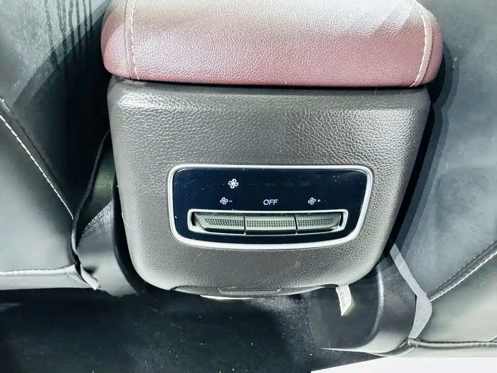 GAC Motor Trumpchi M6 — миниатюра 12
