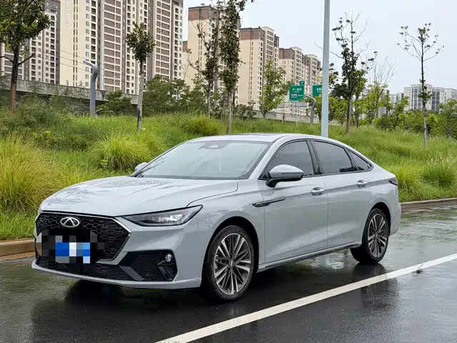 2025 Chery Arrizo 8