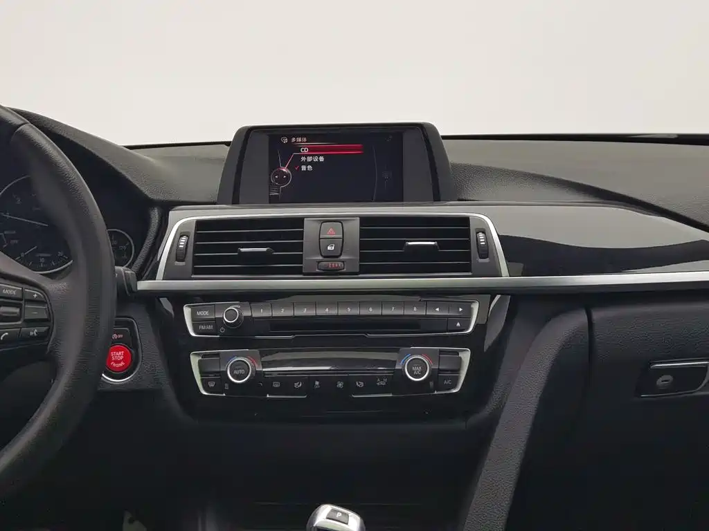 BMW 3 Series — миниатюра 12