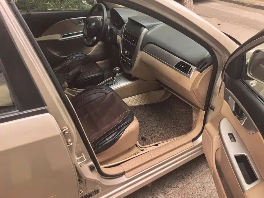 Buick Excelle — миниатюра 8