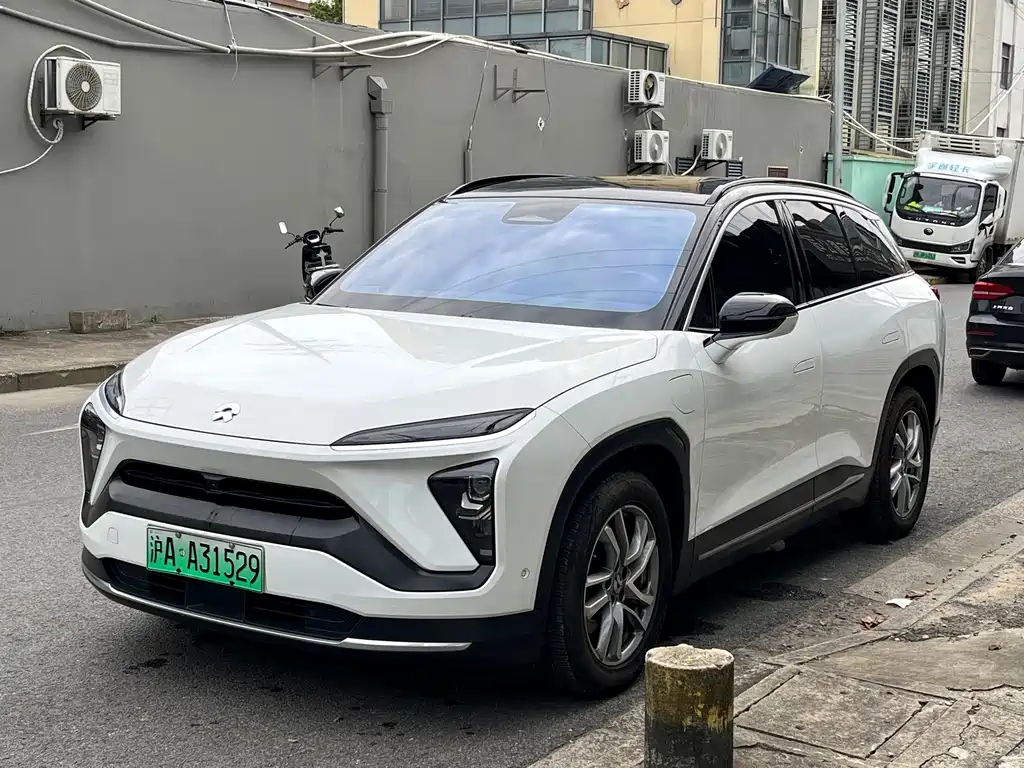 NIO ES6