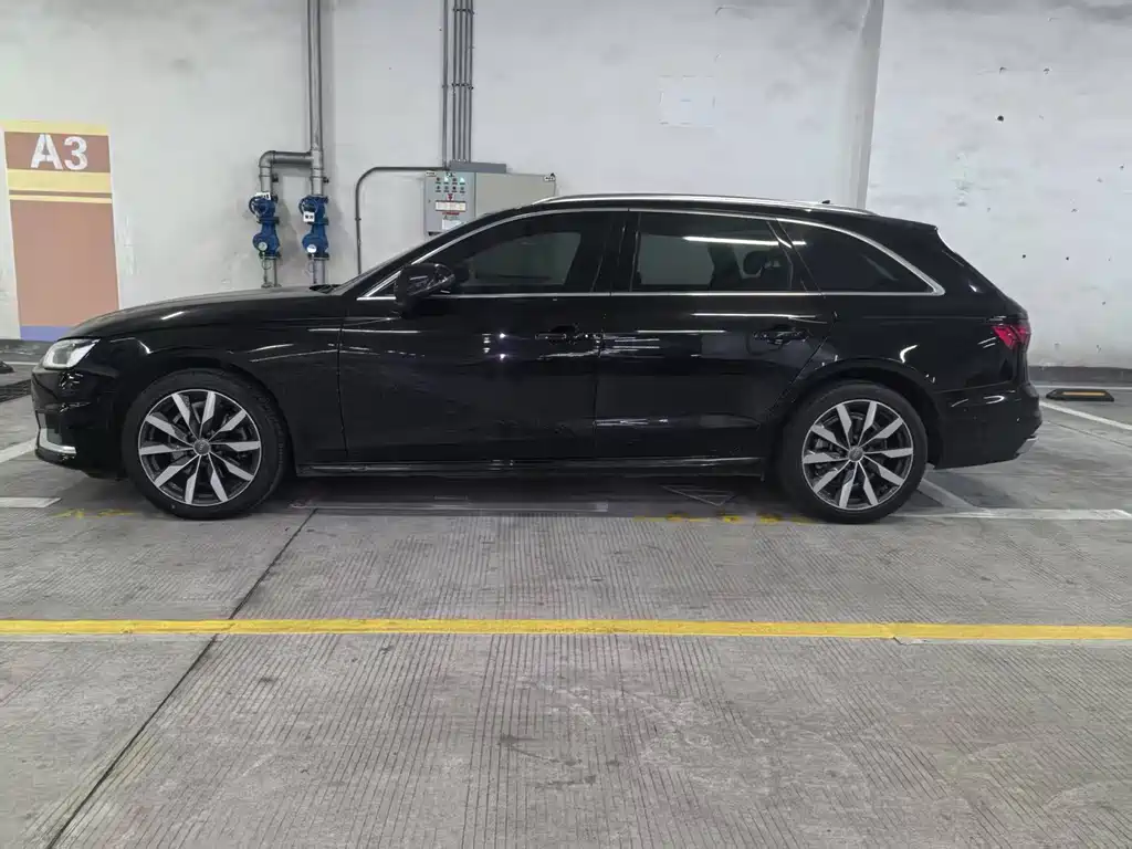 Audi A4 (Import) — миниатюра 2