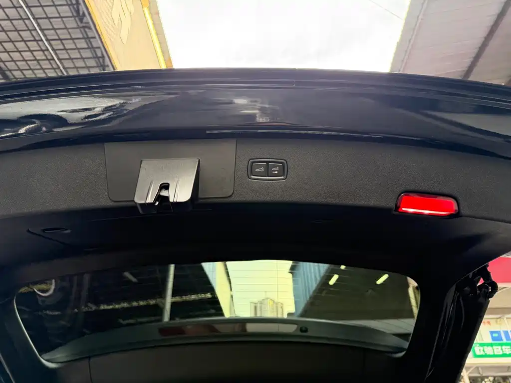 Porsche Cayenne — миниатюра 32