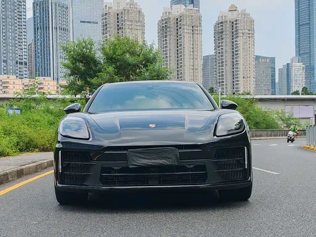 Porsche Panamera — миниатюра 2