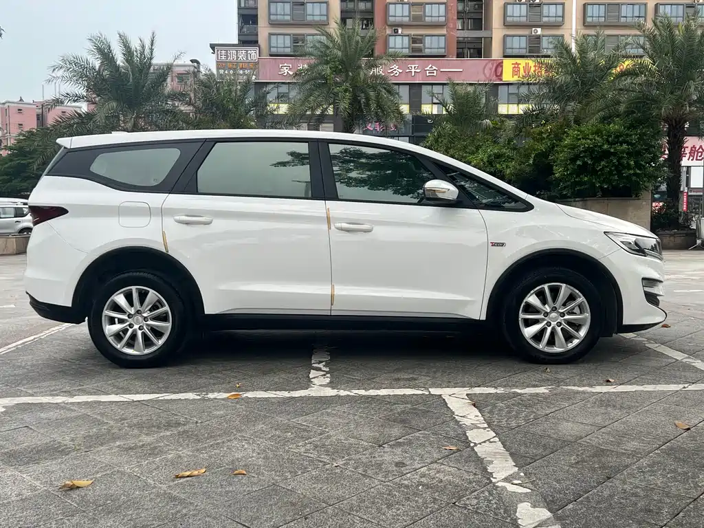 Geely Jia Ji — миниатюра 4