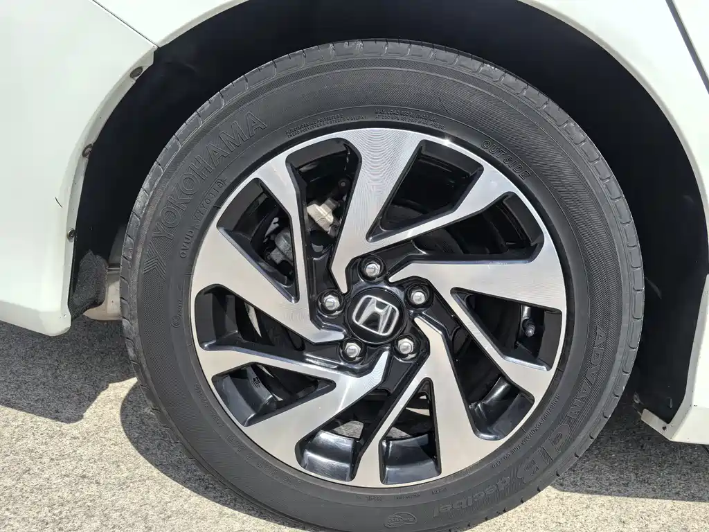 Honda Civic — миниатюра 17