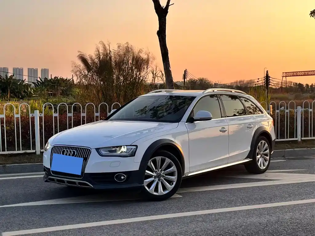 Audi A4 (Import) 2014
