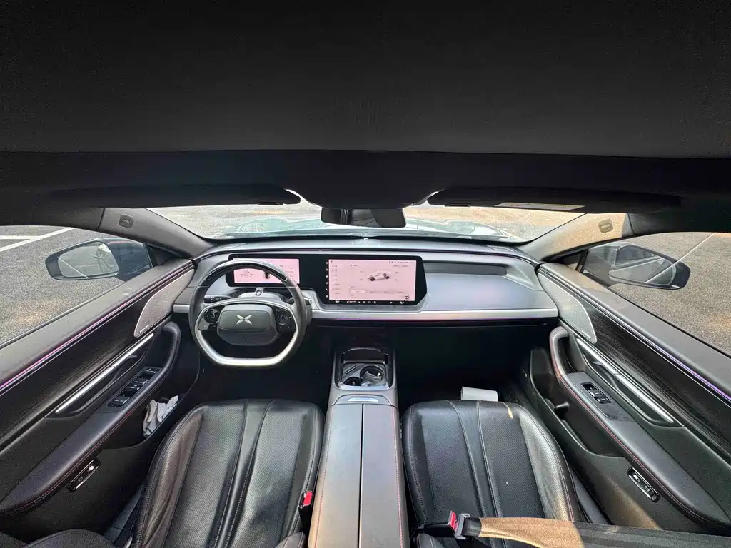 XPeng P7 — миниатюра 8
