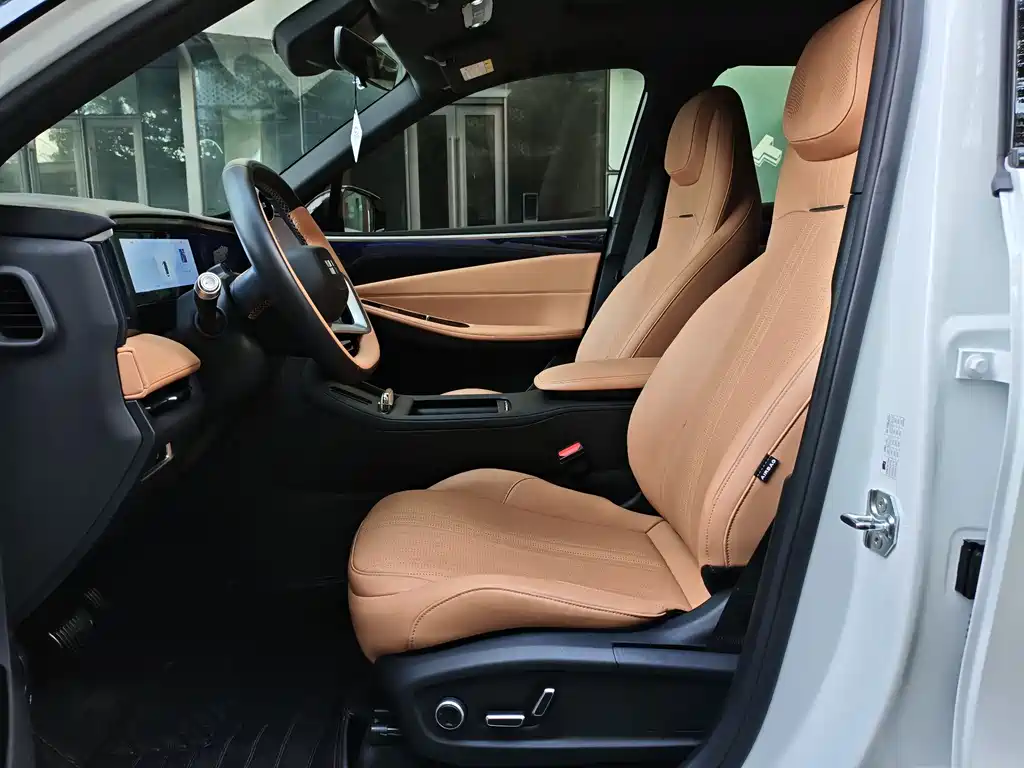 GEELY GALAXY GALAXY L7