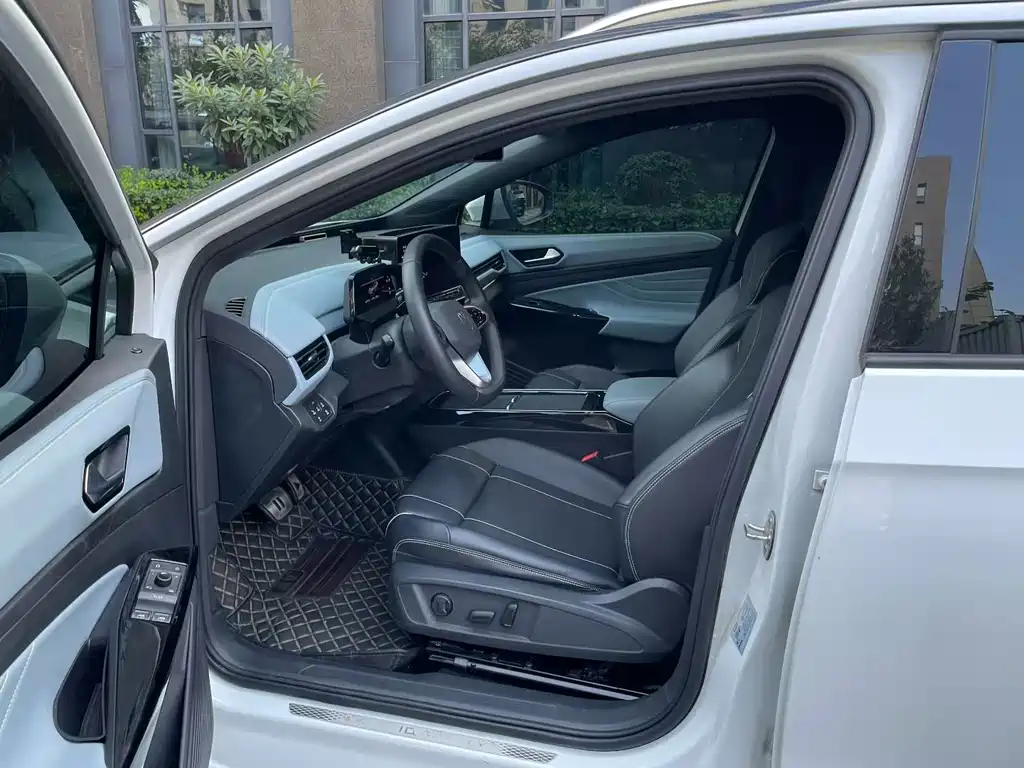 Volkswagen ID.4 X — миниатюра 5