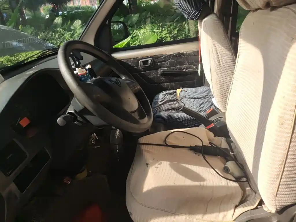 Wuling Rongguang — миниатюра 16