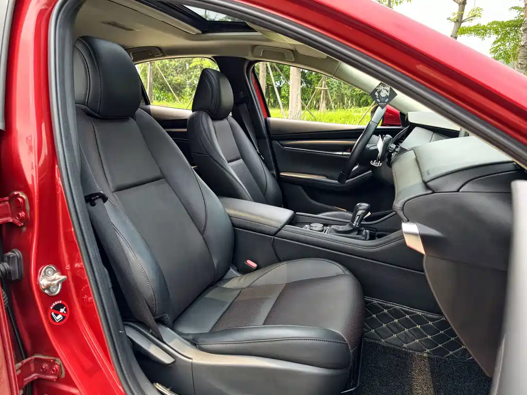 Mazda 3 Axela — миниатюра 23