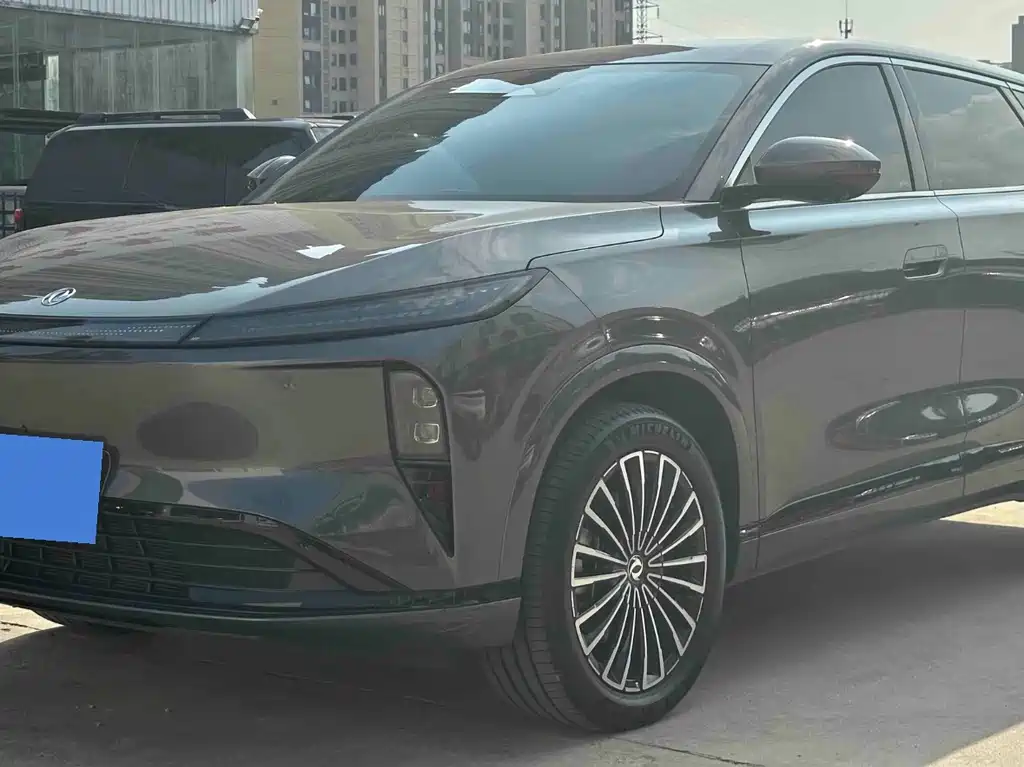 Aeolus L8