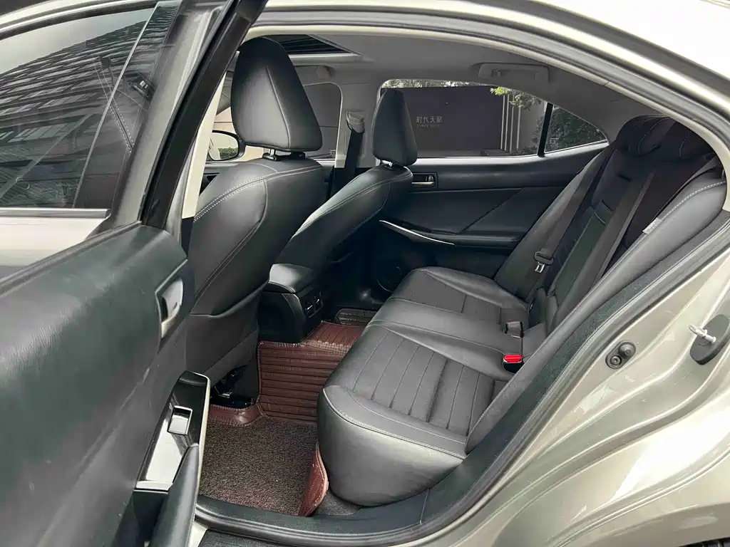 Lexus IS — фотографии объявления, Фото 13