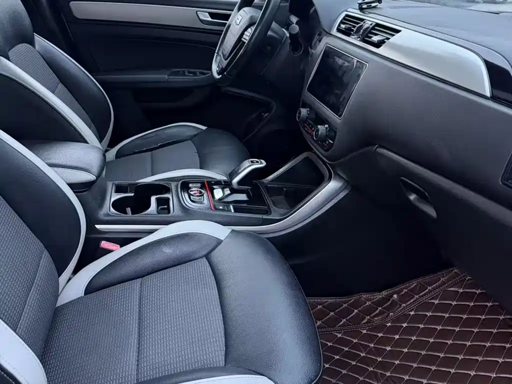 Qoros Qoros 5 — миниатюра 12