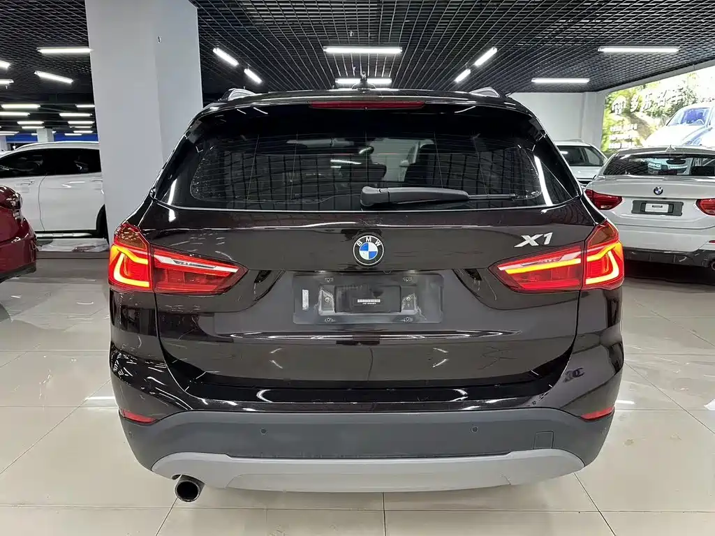 BMW X1 2016 sDrive18Li Fashion