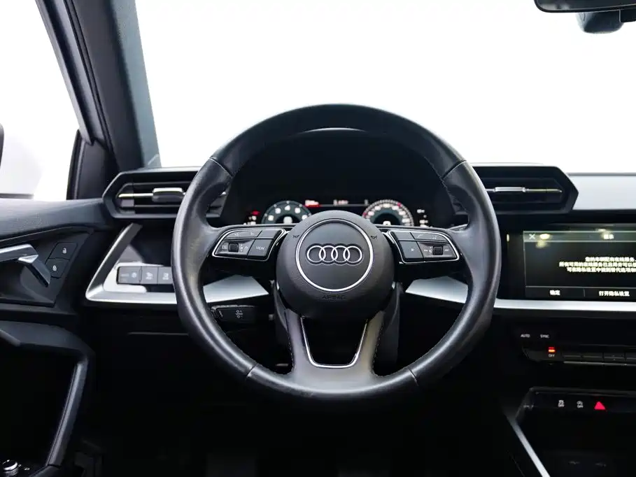 Audi A3 - фото 14
