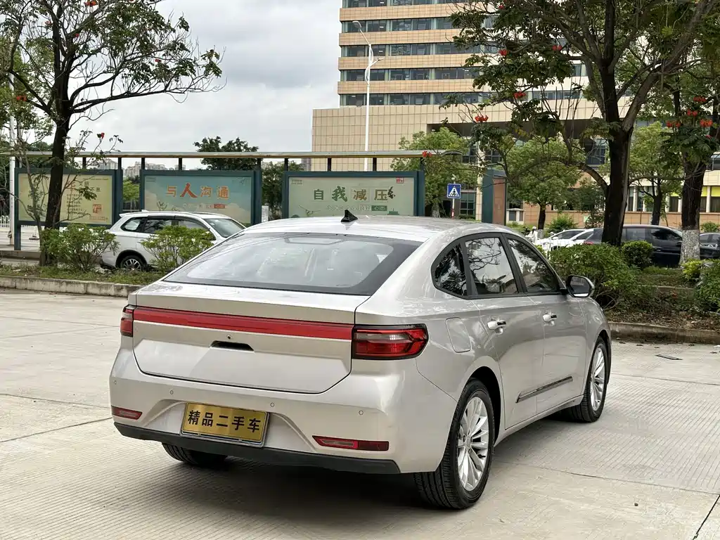 Baojun RC-5 — миниатюра 7