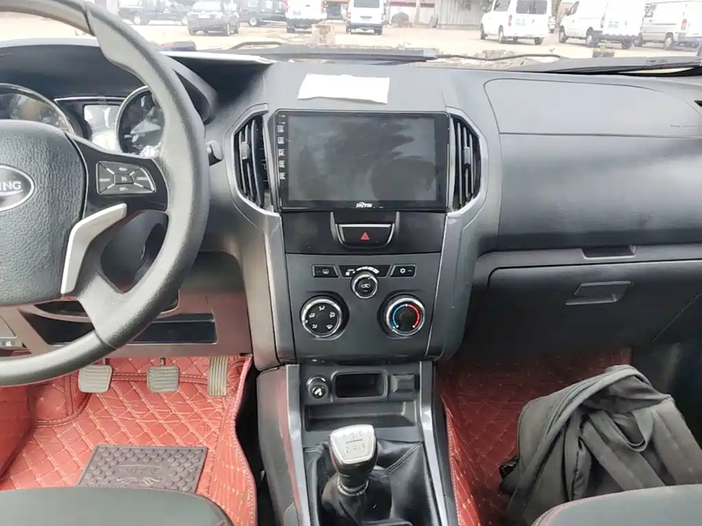 Isuzu TAGA Daga — миниатюра 13