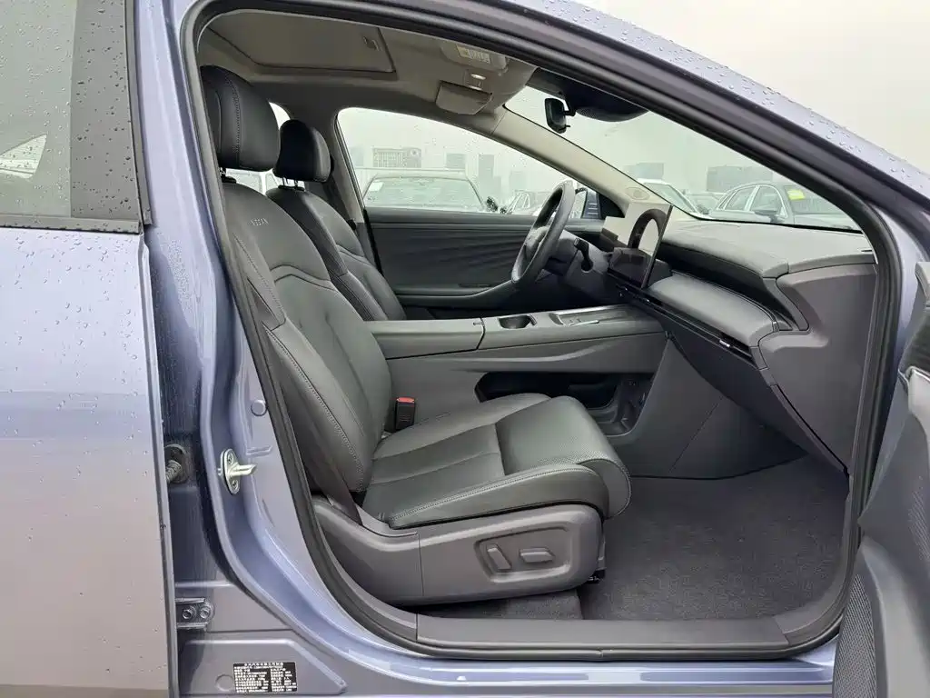 Nissan N6 - фото 15