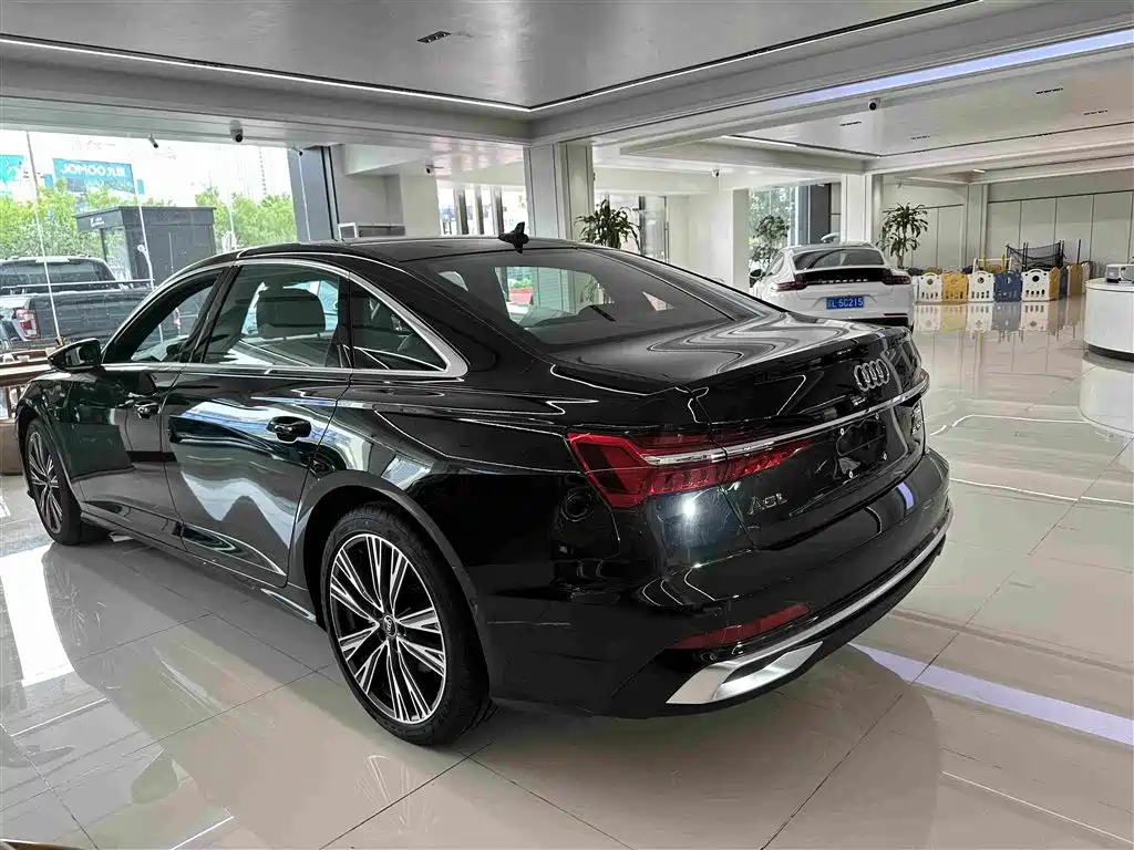 Audi A6L 2026 45 TFSI