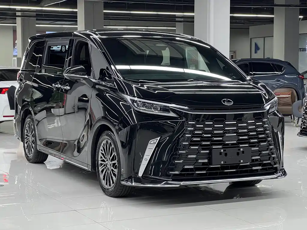 Lexus LM — миниатюра 3