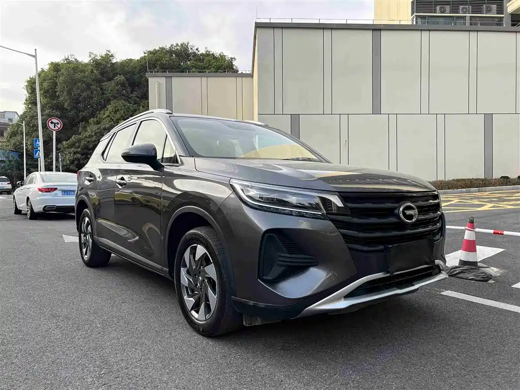GAC TRUMPCHI GS4