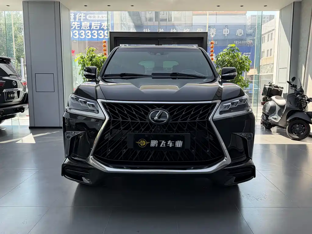 Lexus LX 2019 570