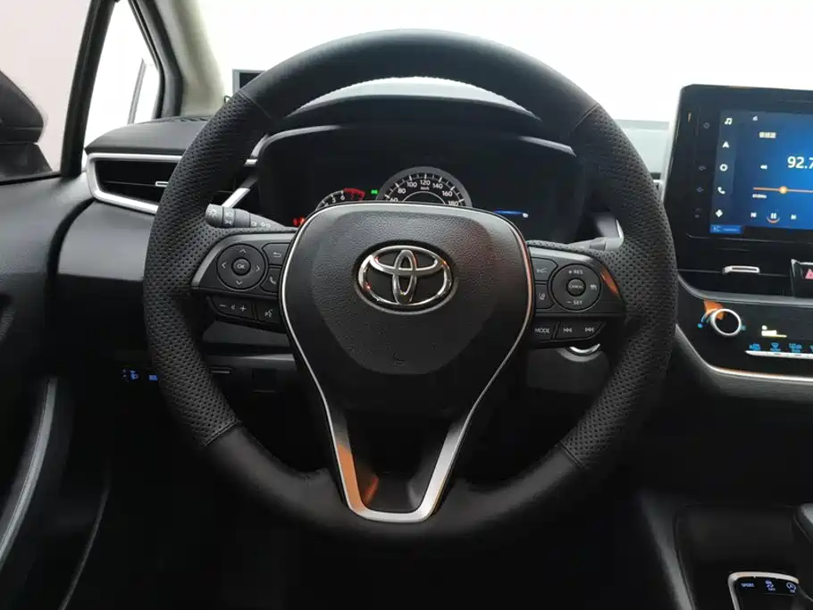 Toyota Corolla — миниатюра 15