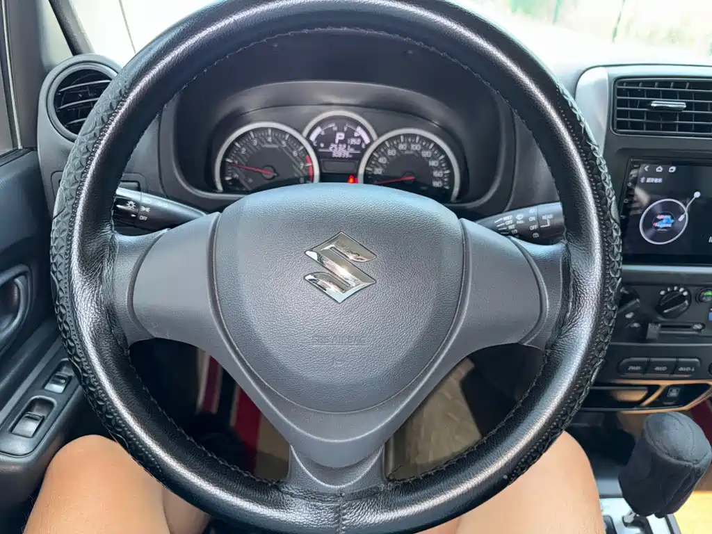 Suzuki Jimny — миниатюра 5