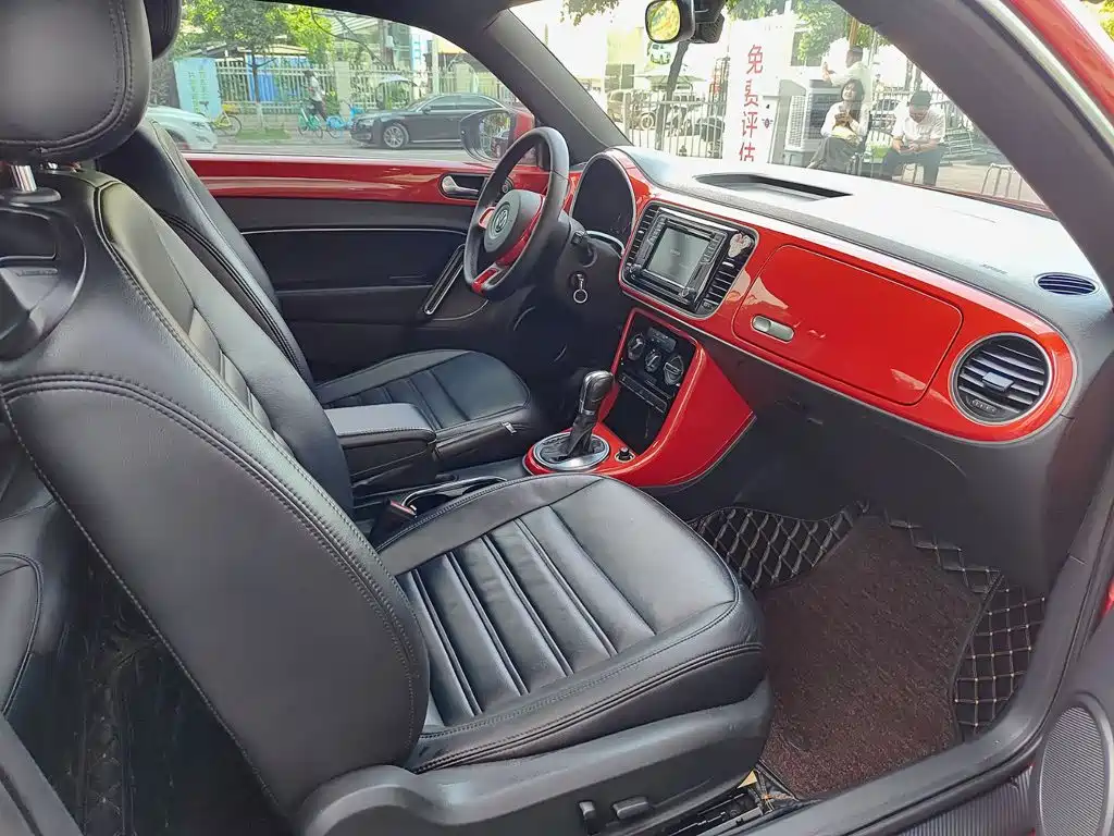 Volkswagen Beetle 180TSI Comfort Joy Edition, фото 11