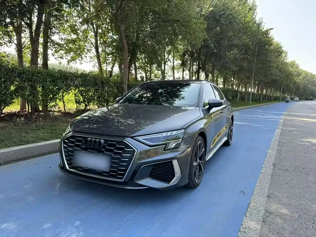 奥迪A3 2024款 Sportback 35 TFSI 时尚运动型 2024