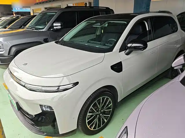 2025 Leapmotor B10