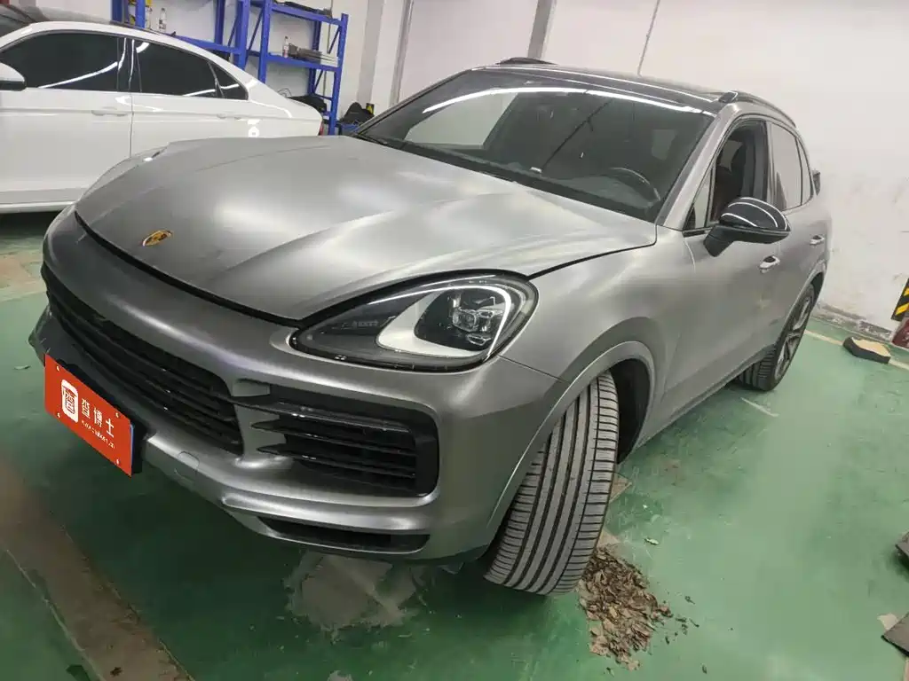 Porsche Cayenne 2023