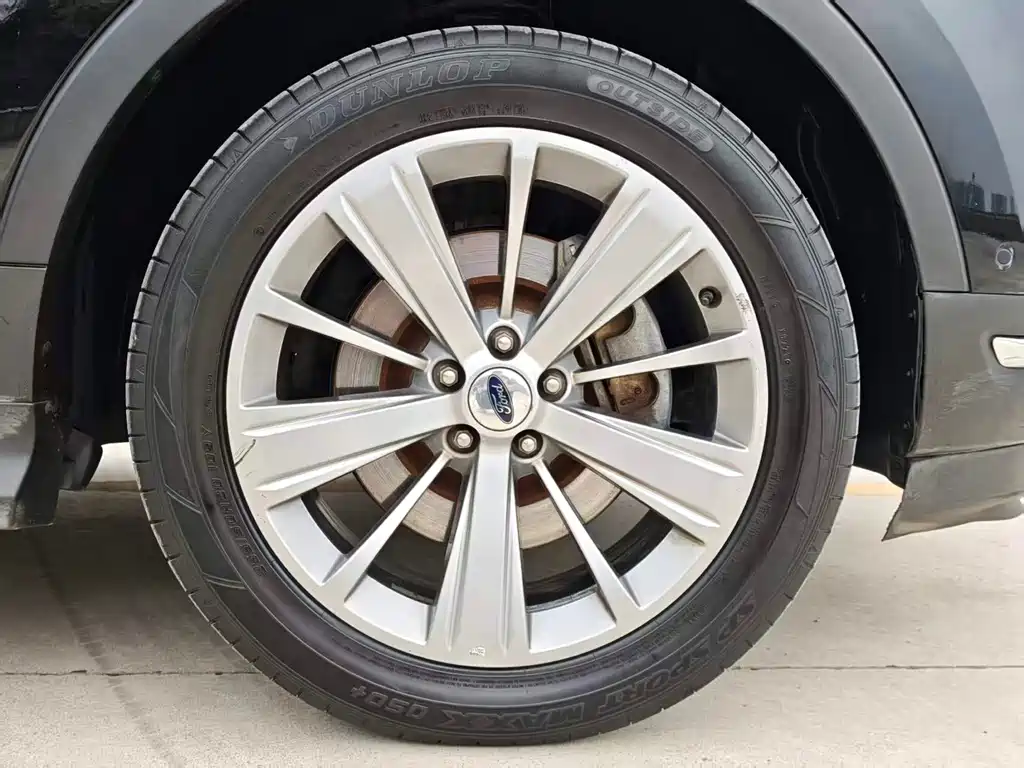 Ford Explorer (Import) — миниатюра 6