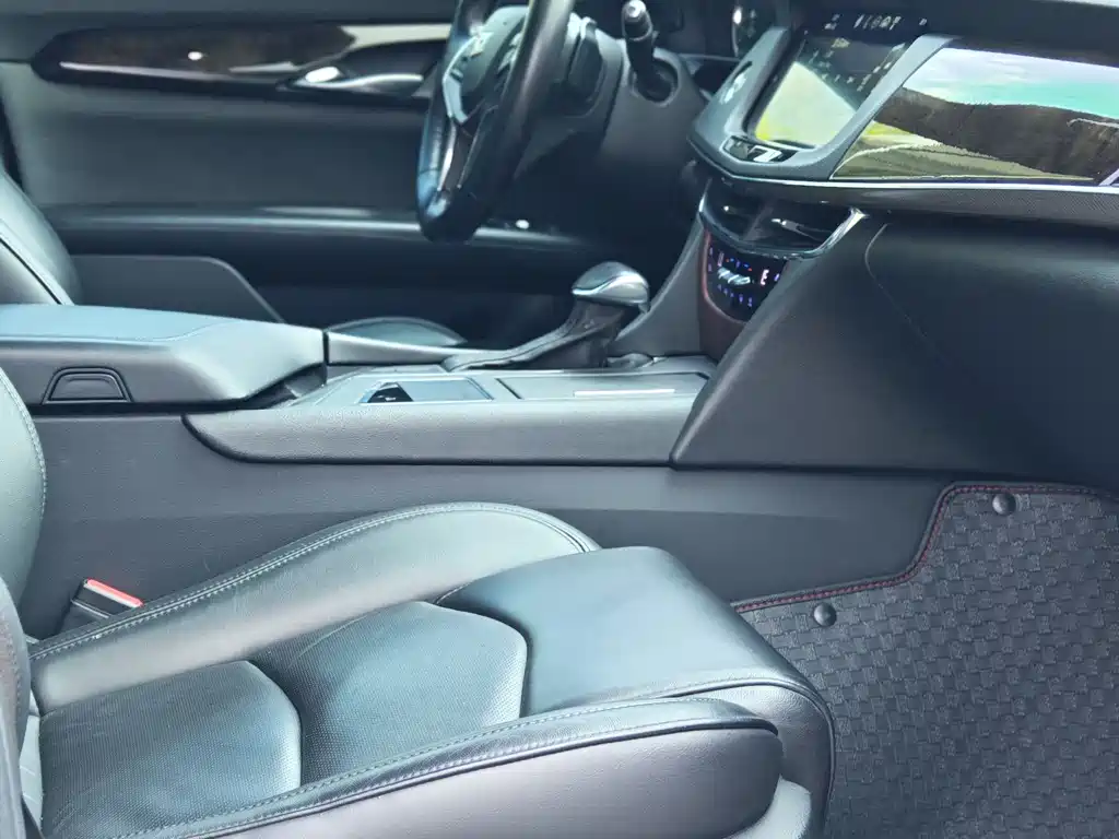 Cadillac CT6 2017 28T Luxury