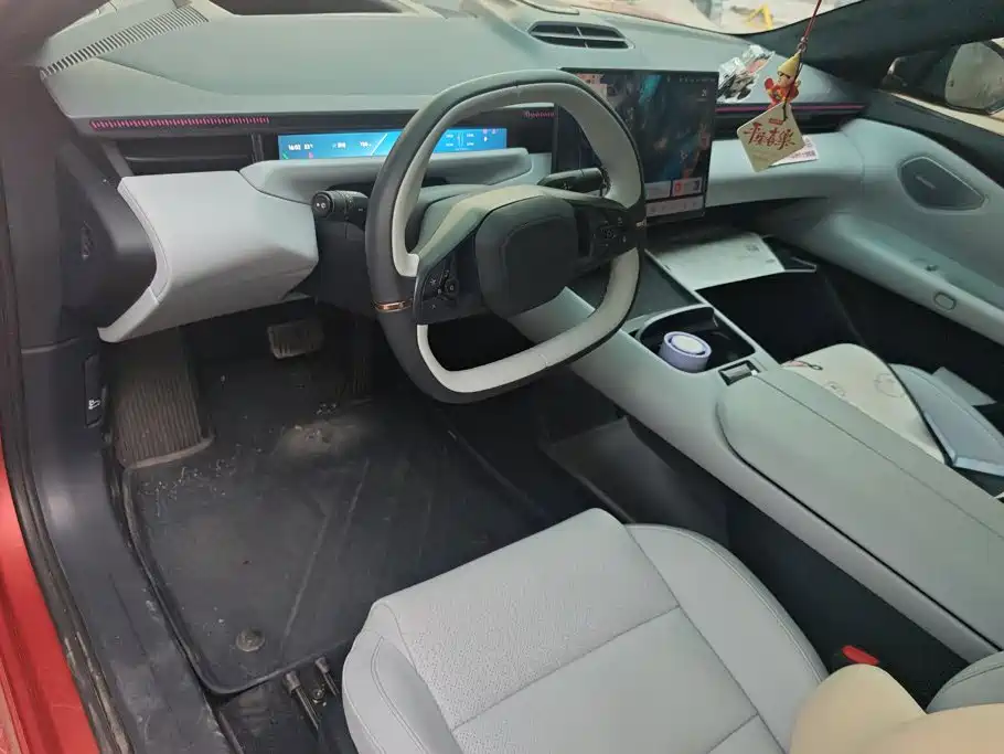 Lynk & Co Z10 — миниатюра 12