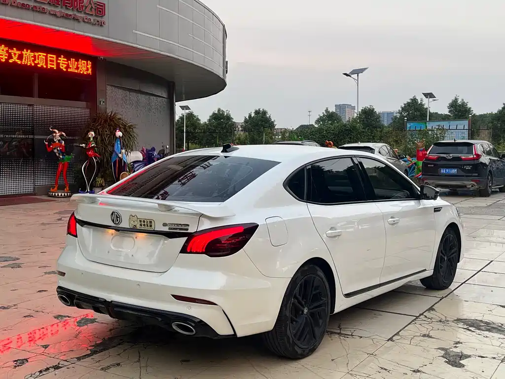 MG 6 New Energy — миниатюра 7
