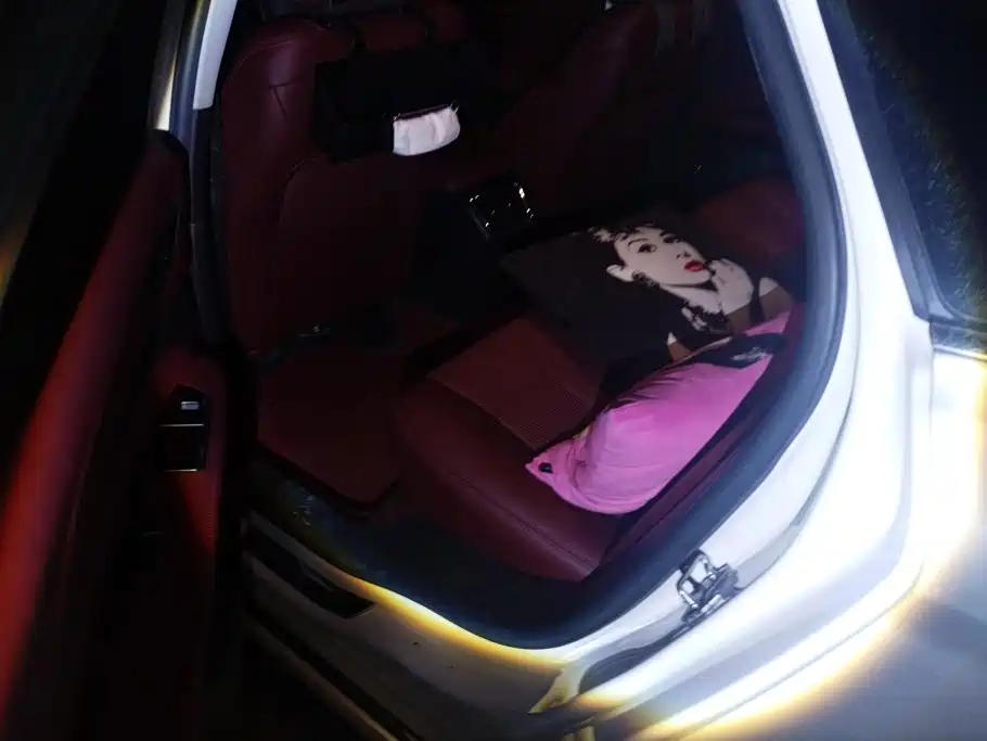 Ford Taurus — миниатюра 11
