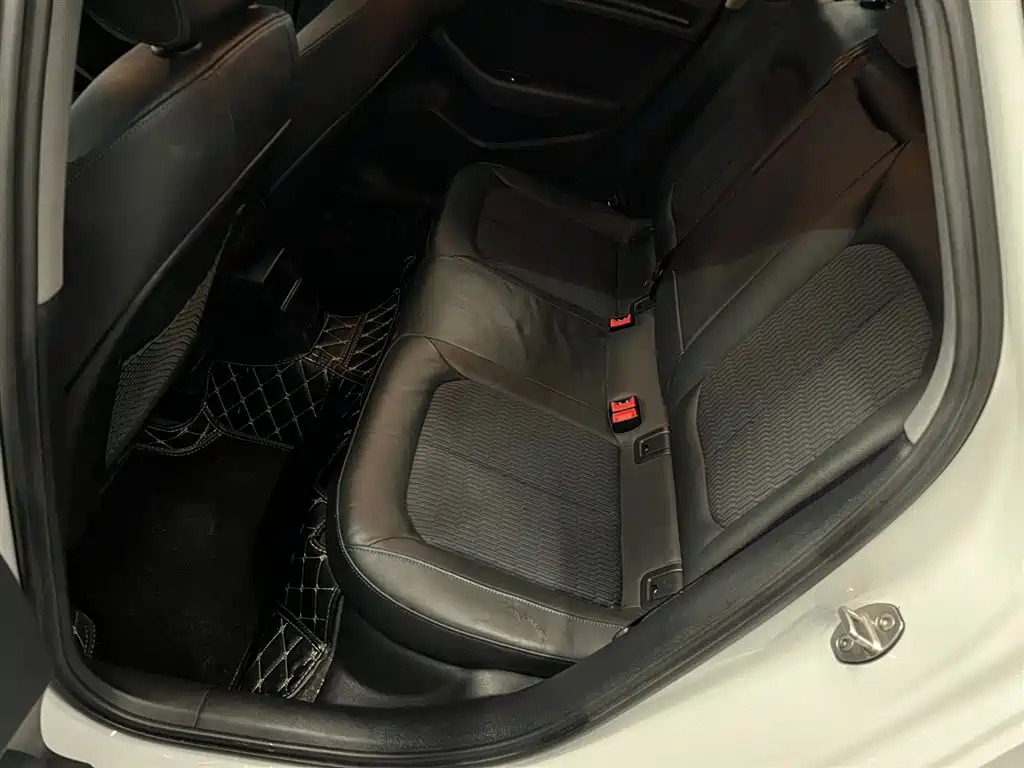 Audi A3 2020 Sportback 35 TFSI Sport VI