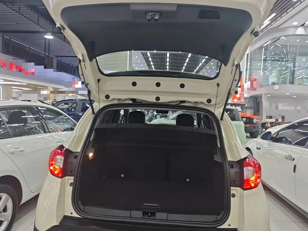 Renault Captur — миниатюра 19
