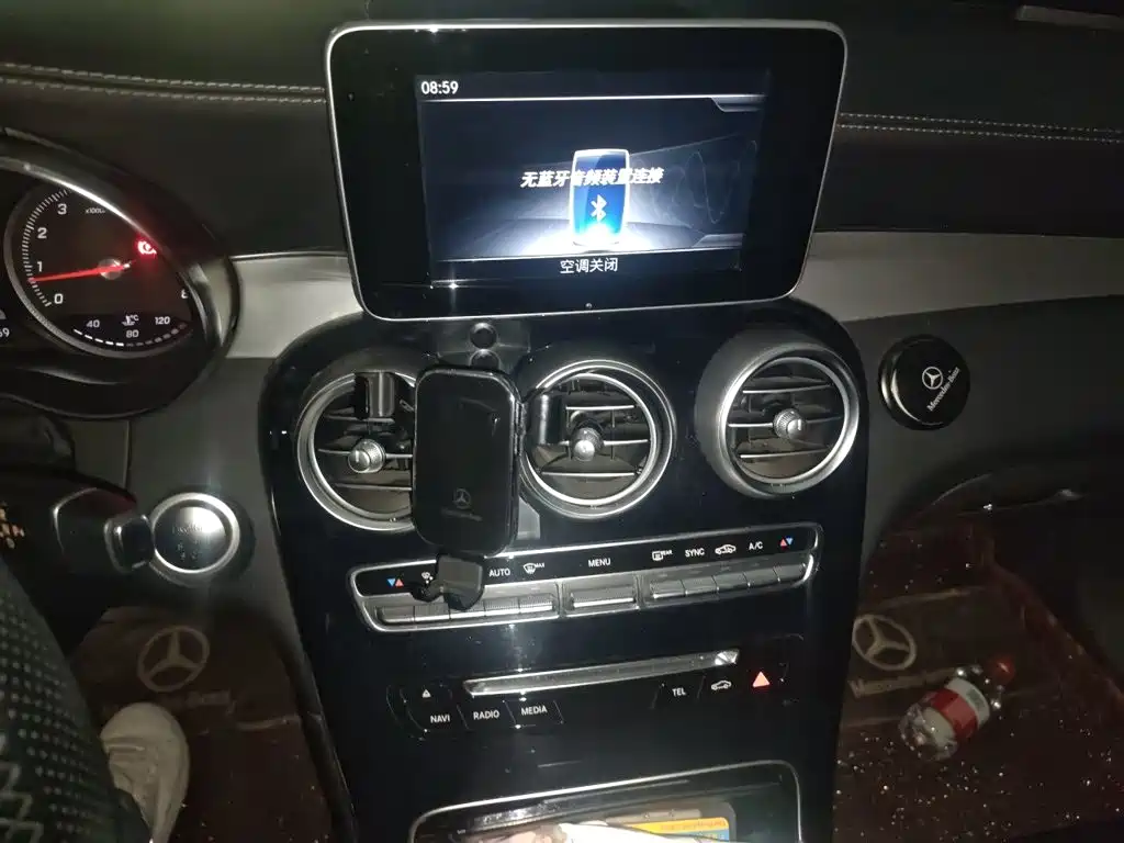Mercedes-Benz GLC — миниатюра 14