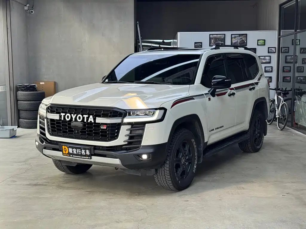 Toyota Land Cruiser 2024