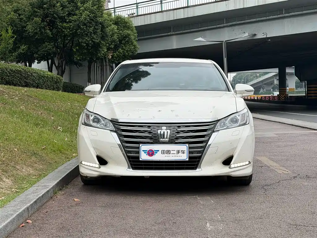 Toyota Crown 2.0T Fashion Edition, фото 2